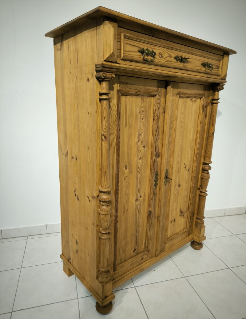 Gründerzeit Vollsäulen Vertiko mit Kapitellen